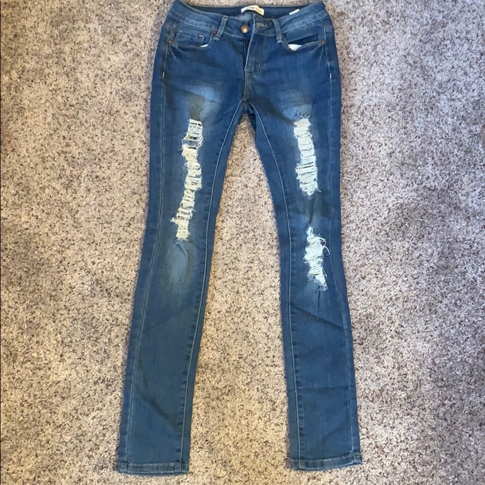 DENIM 4 US distressed skinny jeans